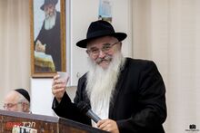 אורי מרטון.jpeg