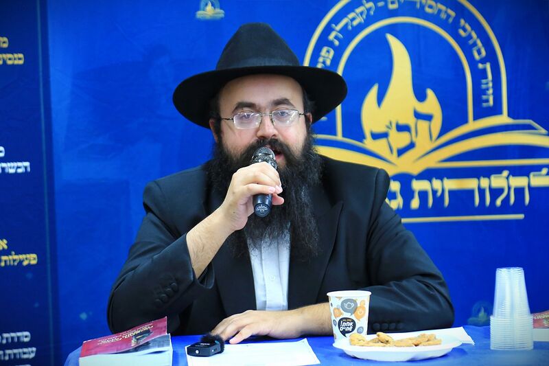 קובץ:נחמן לרנר לחלוחית.jpg