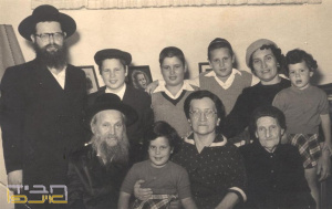 אליעזר קרסיק ומשפחת אשכנזי.jpg