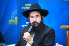 הרב קורנוויץ לחלוחית.jpeg