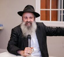 יוסי כהן קראון הייטס.jpg